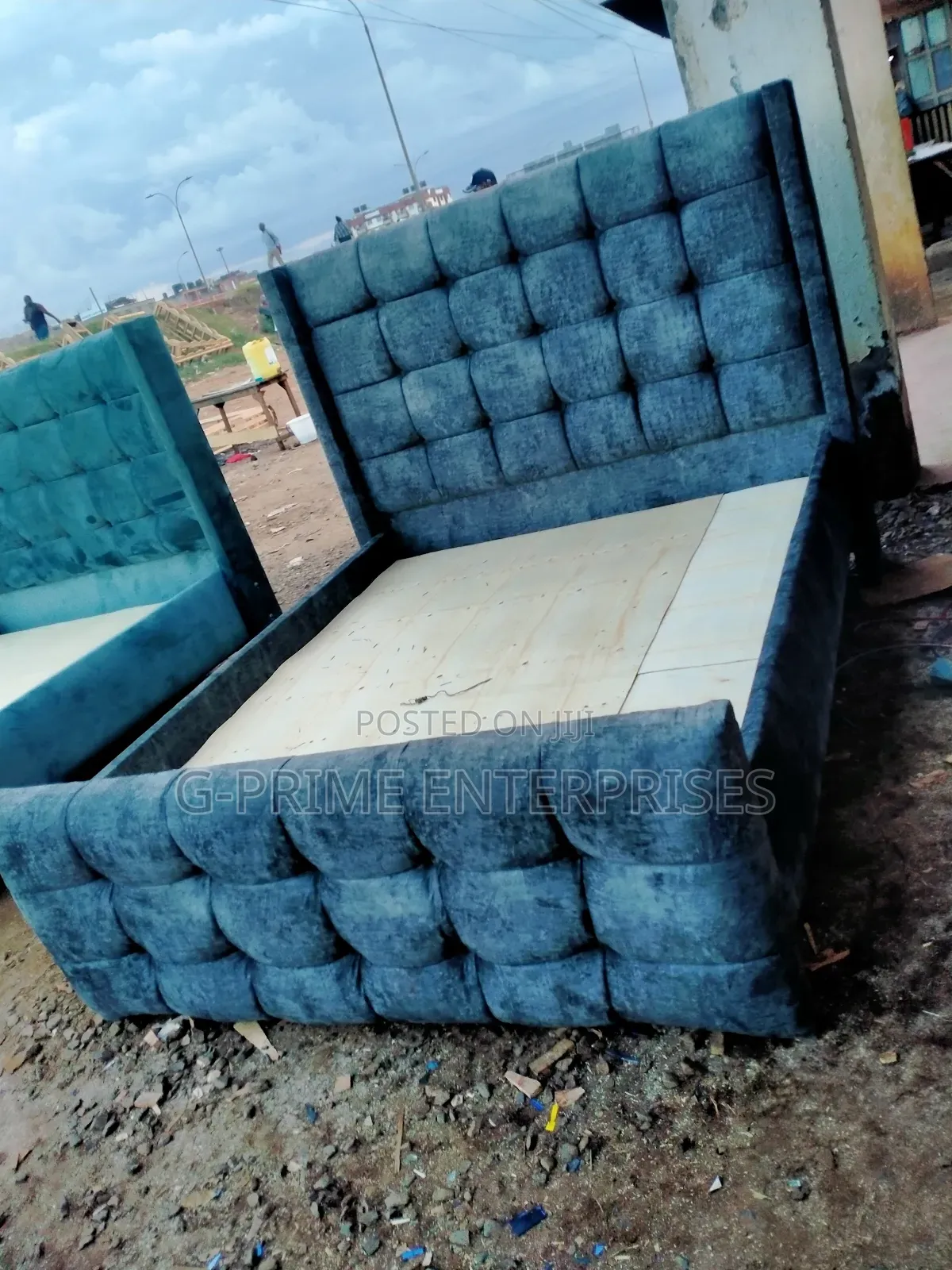 Diamond Modern Chester Bed
