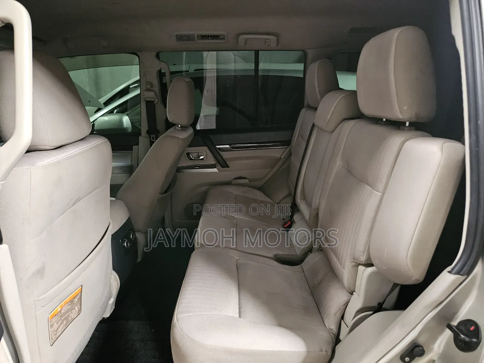 Mitsubishi Pajero 2014 Beige