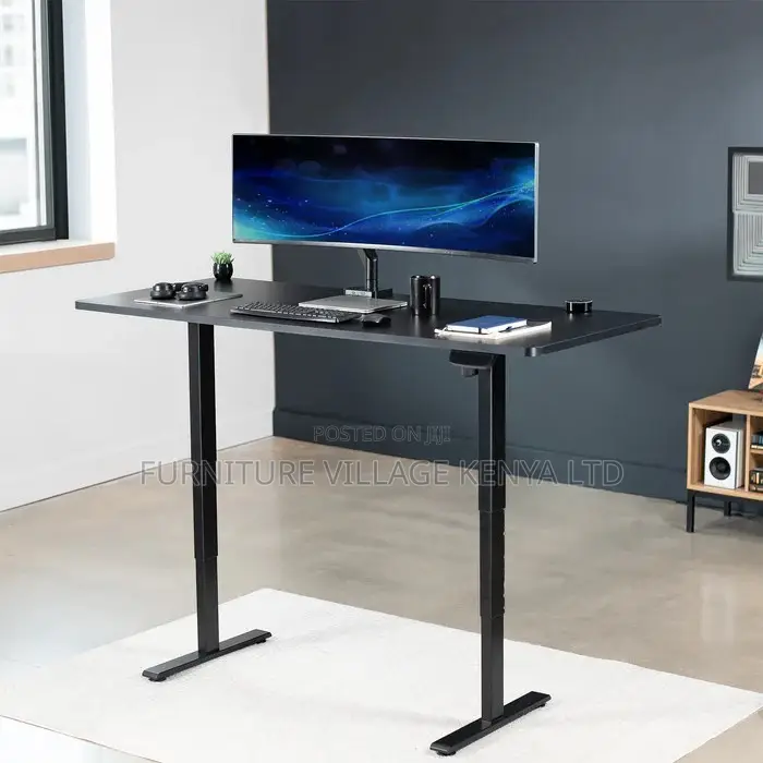 Office Desk:Electric Height Desk With Digital Memory Pad