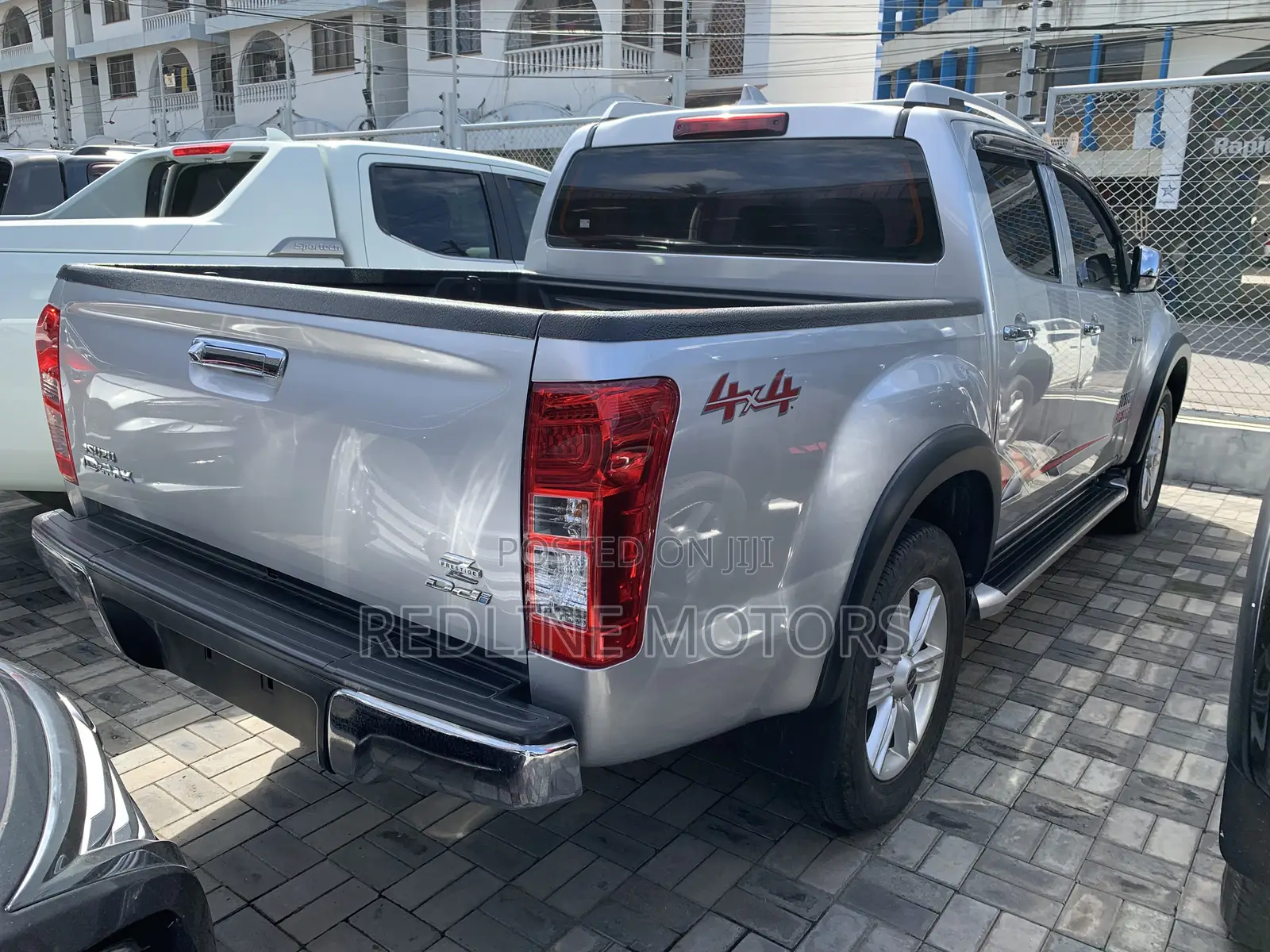 Isuzu D-MAX 2016 Silver