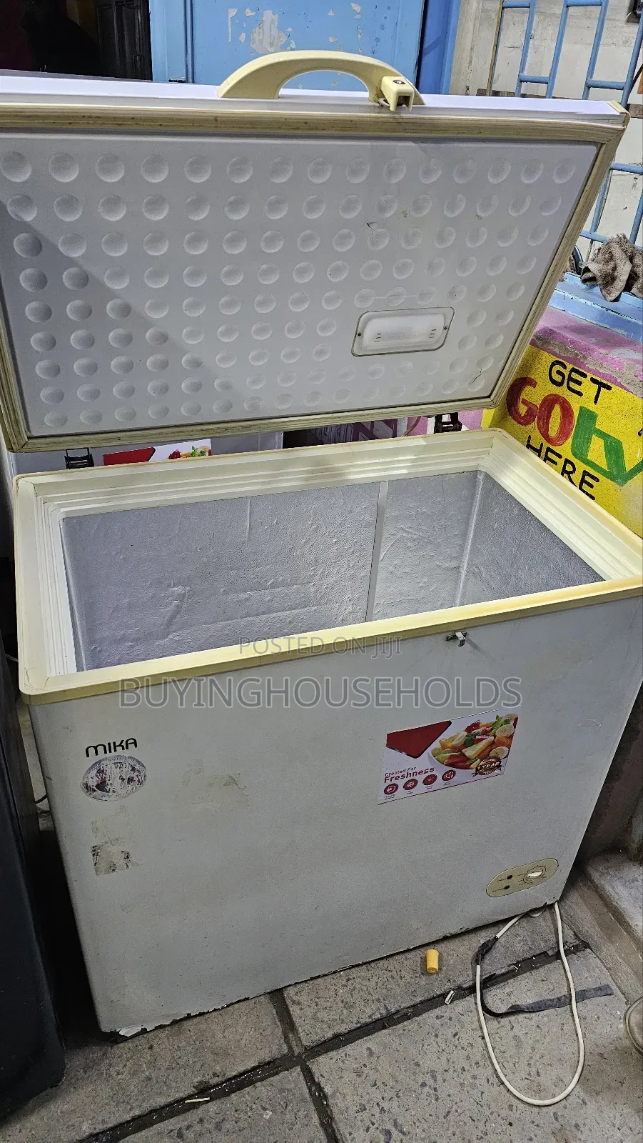 Mika 300l Chest Freezer