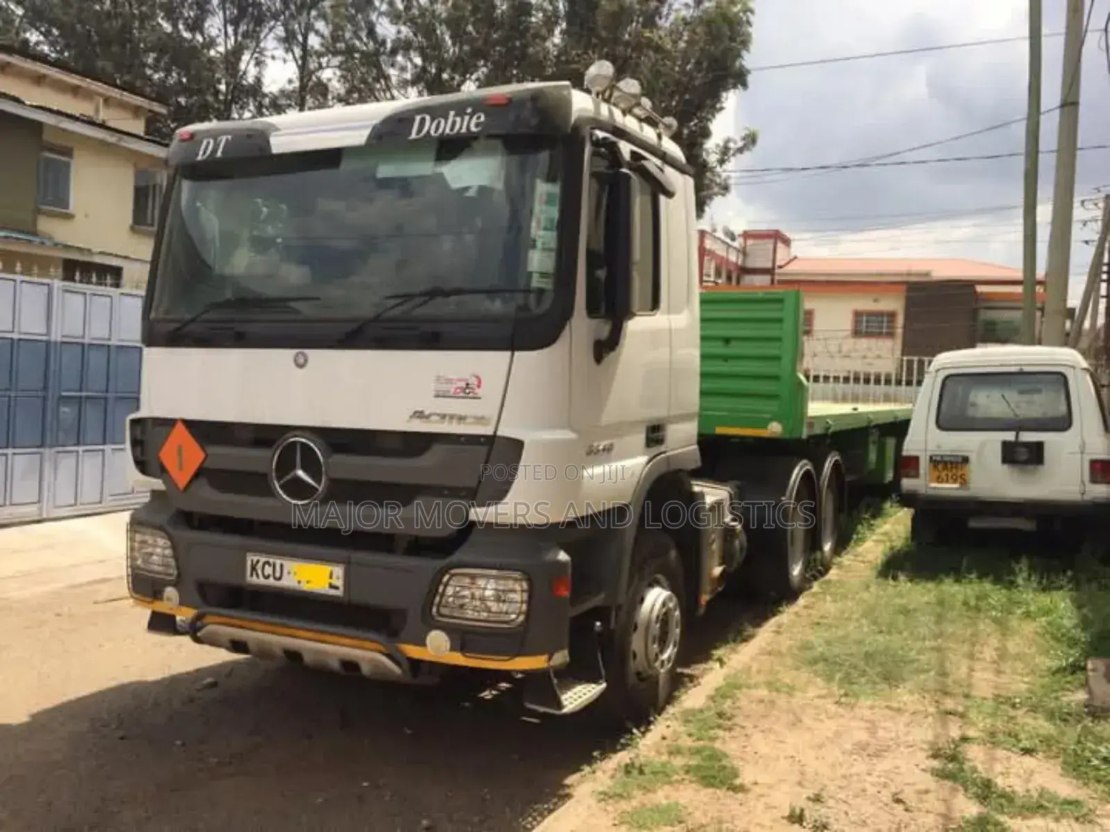 Trailer. At Hand for Transport