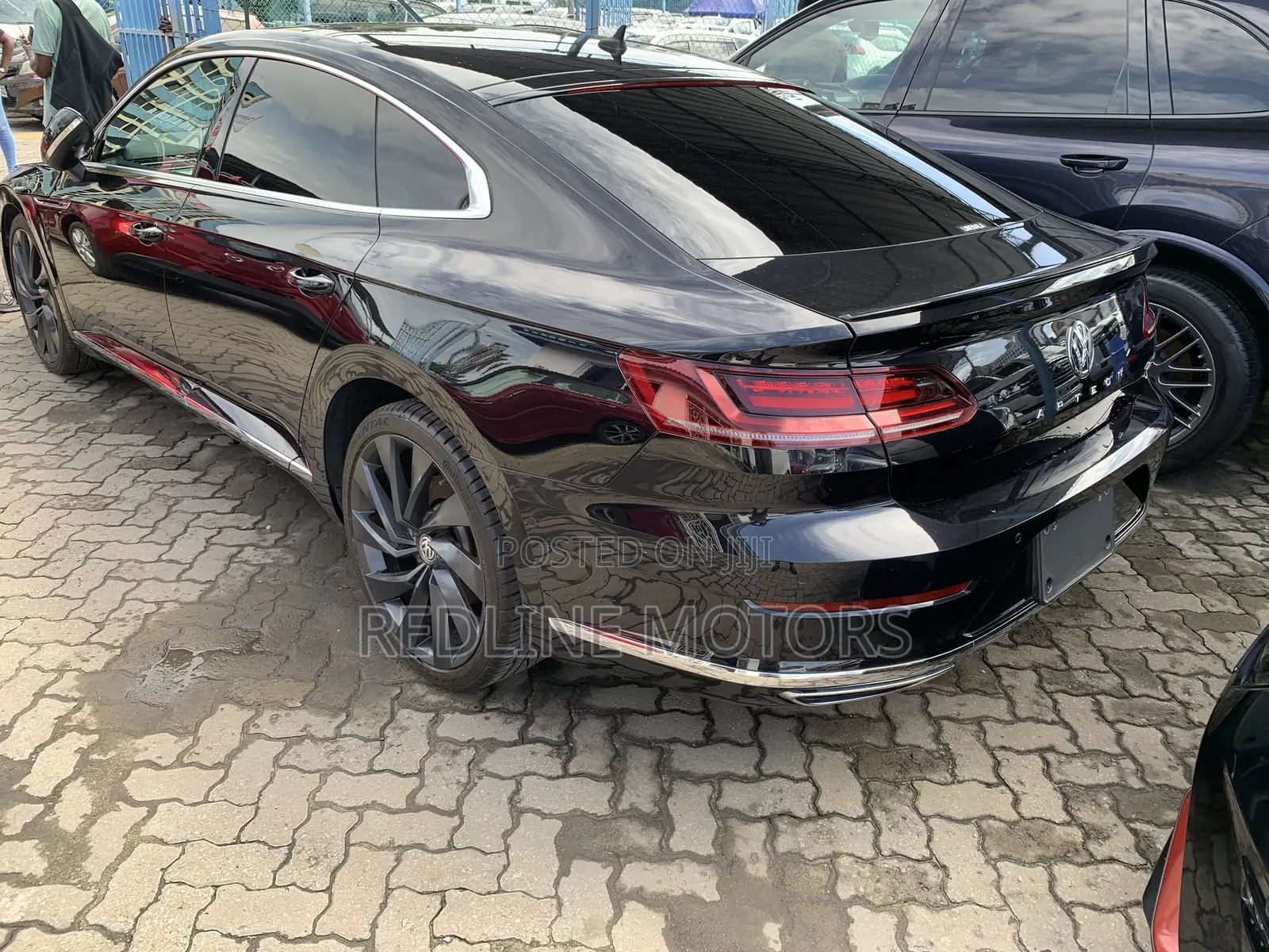 Volkswagen Arteon 2.0T SE R-Line w/19 FWD 2019 Black