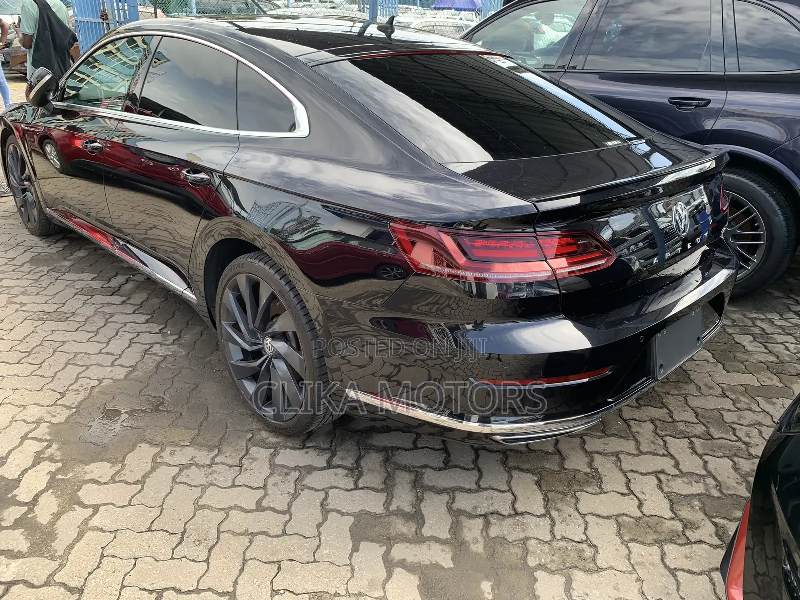 Volkswagen Arteon 2.0T SE R-Line w/19 FWD 2019 Black
