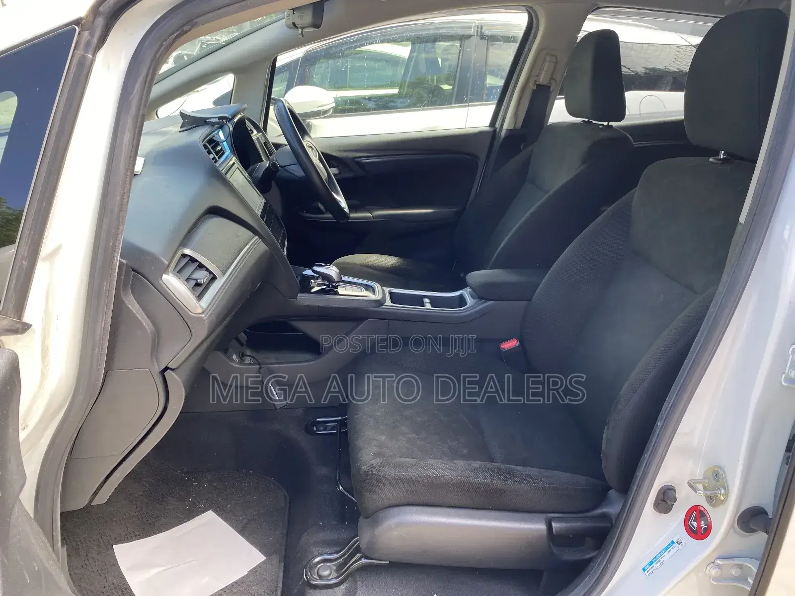 Honda Fit Shuttle 2019 White