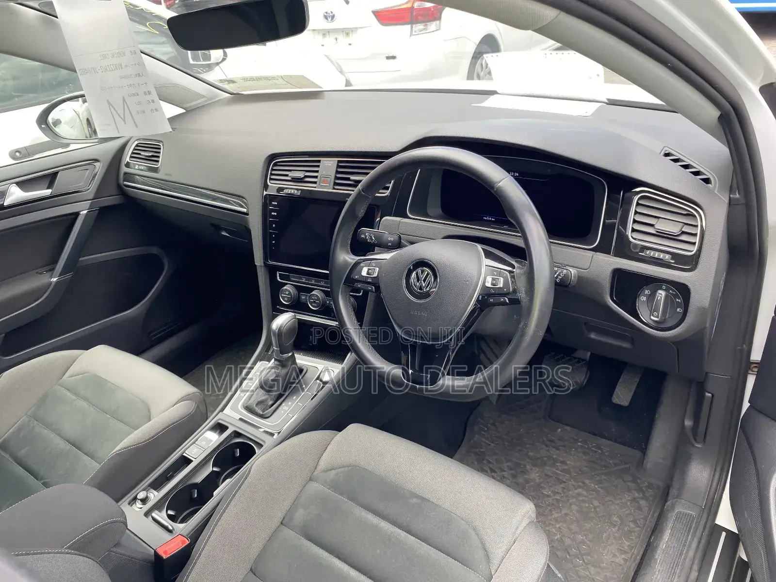 Volkswagen Golf 2018 White