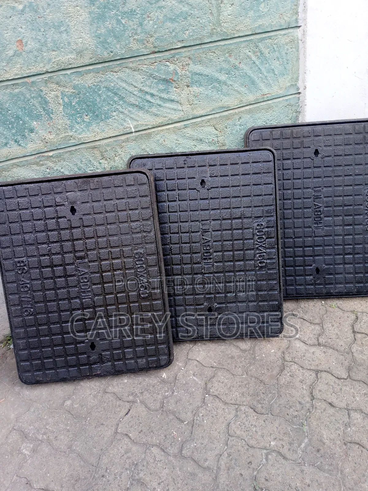 Heavy Duty 450 By 600 Manhole Cover