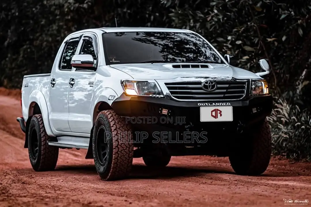 Steel Front Bumper Toyota Hilux 2011 - 2015 Bull Bar