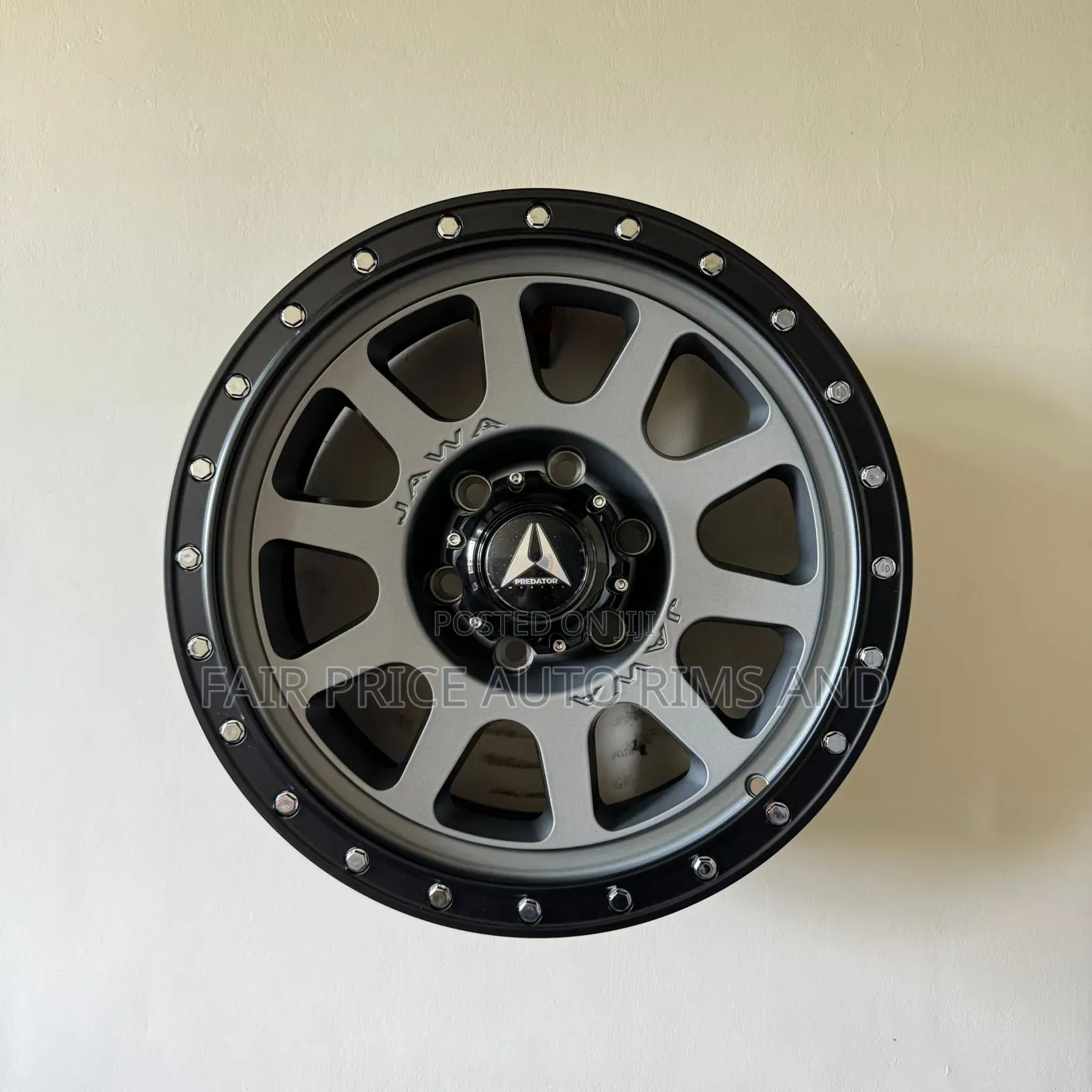 Size 17/6/139 Offset Hillux Rims