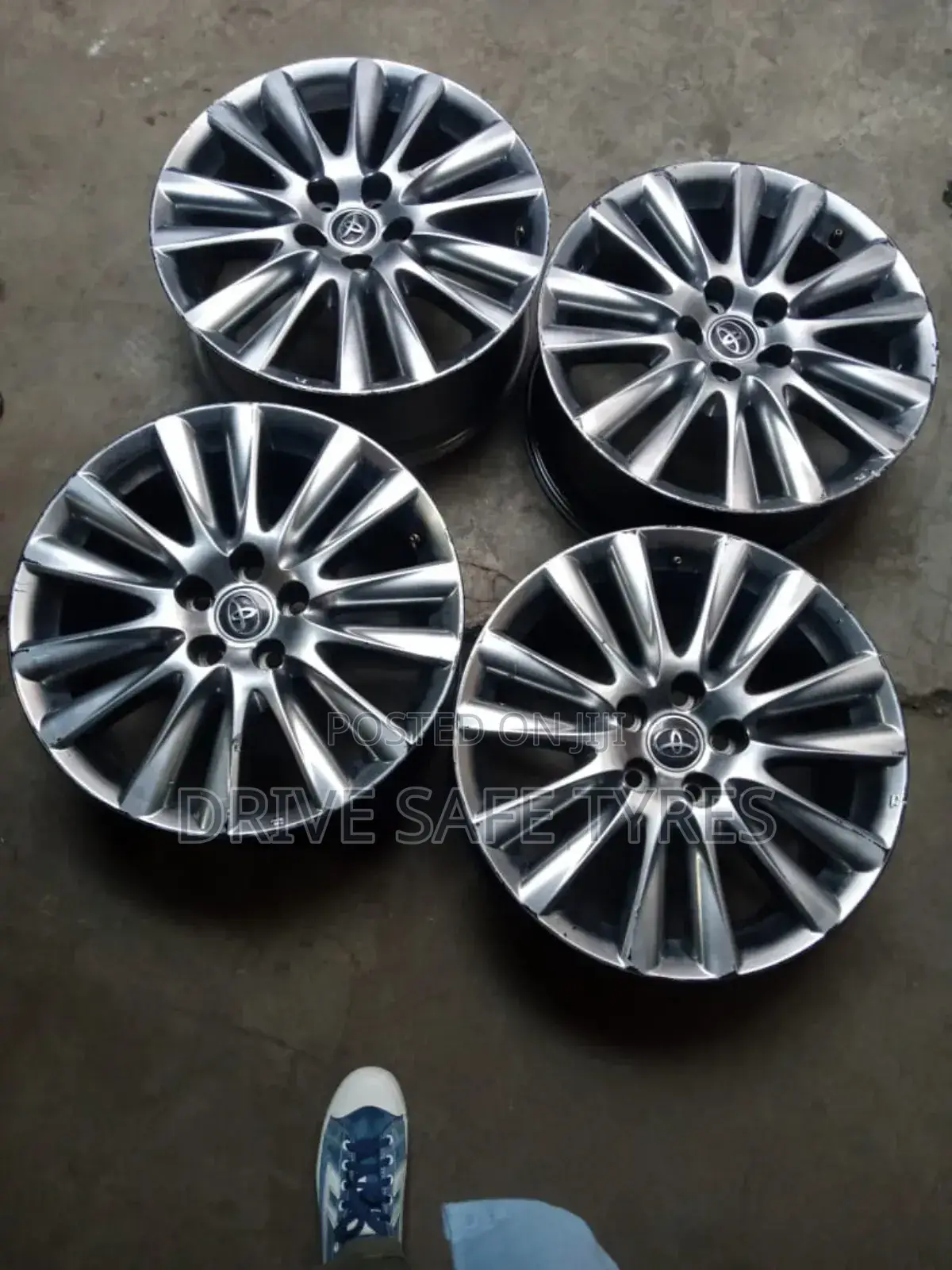 18 Inch Brand New Toyota Lexus Rims Set