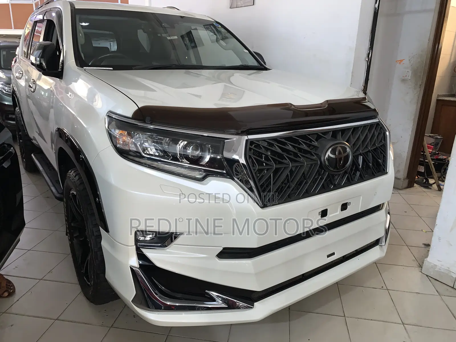 Toyota Land Cruiser Prado 2.8 2018 Off white