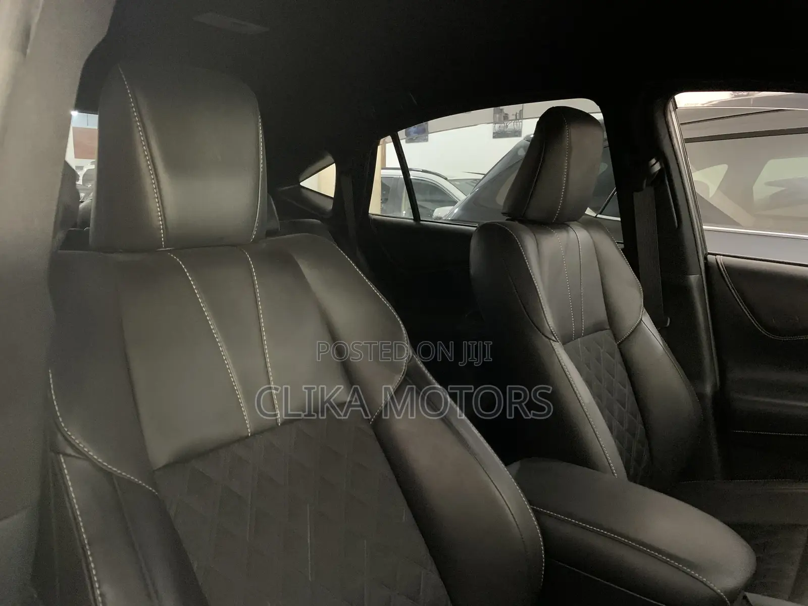 Toyota Harrier 2.0 2018 Silver