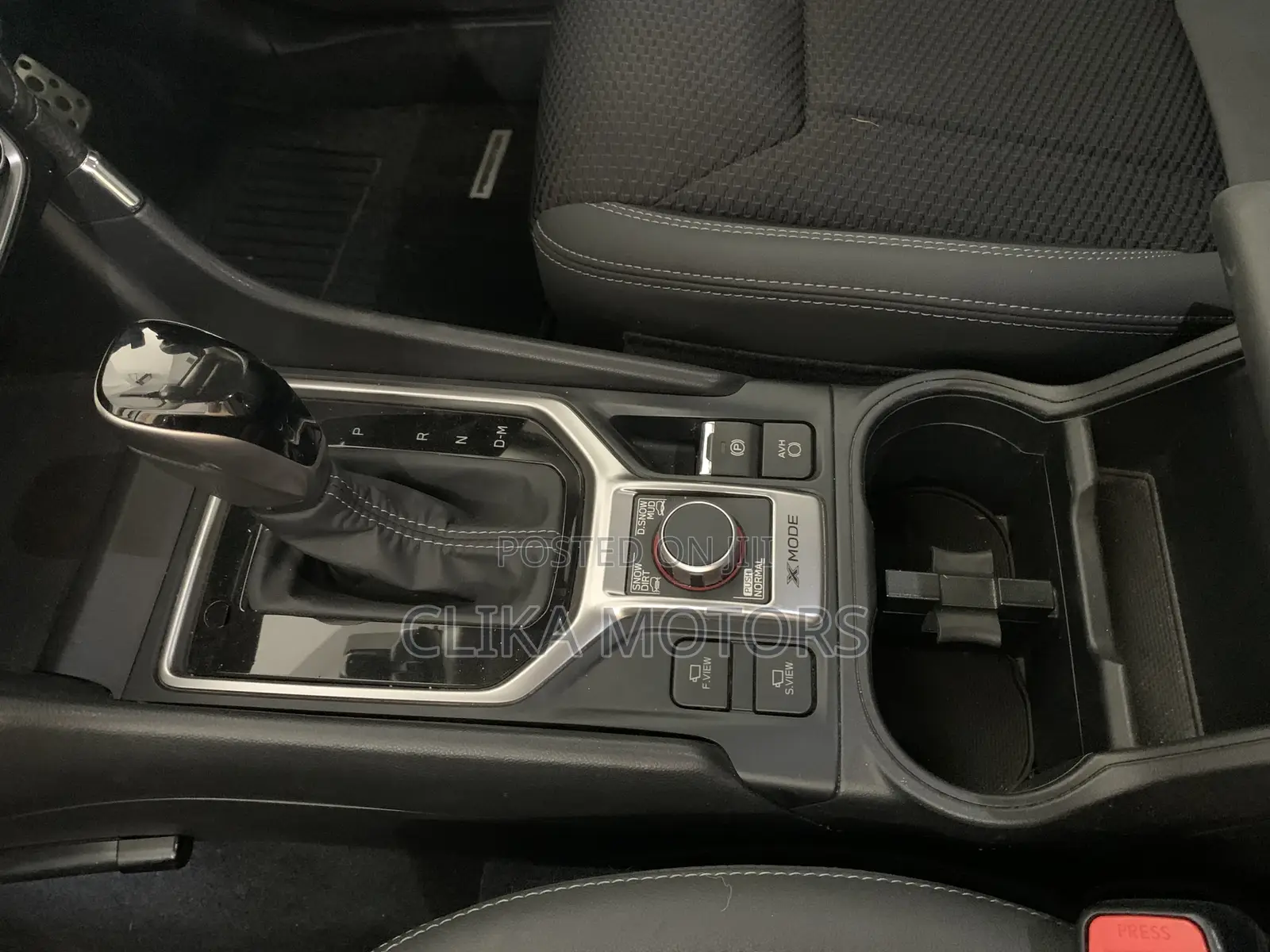 Subaru Forester 2.5i Premium AWD 2018 Off white