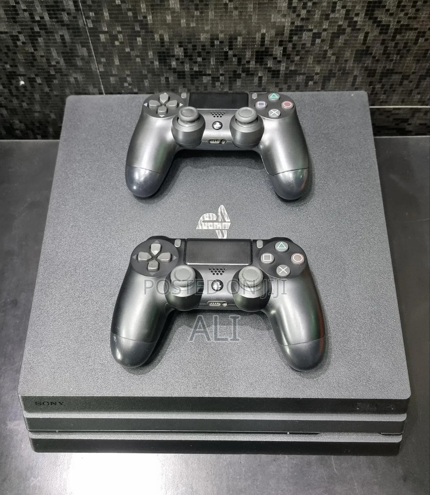 Ps4 Pro 1tb Chipped With 13 Games Including FC27