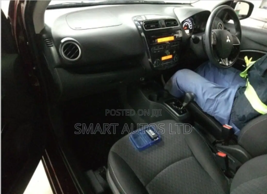 Mitsubishi Mirage 2018 Red