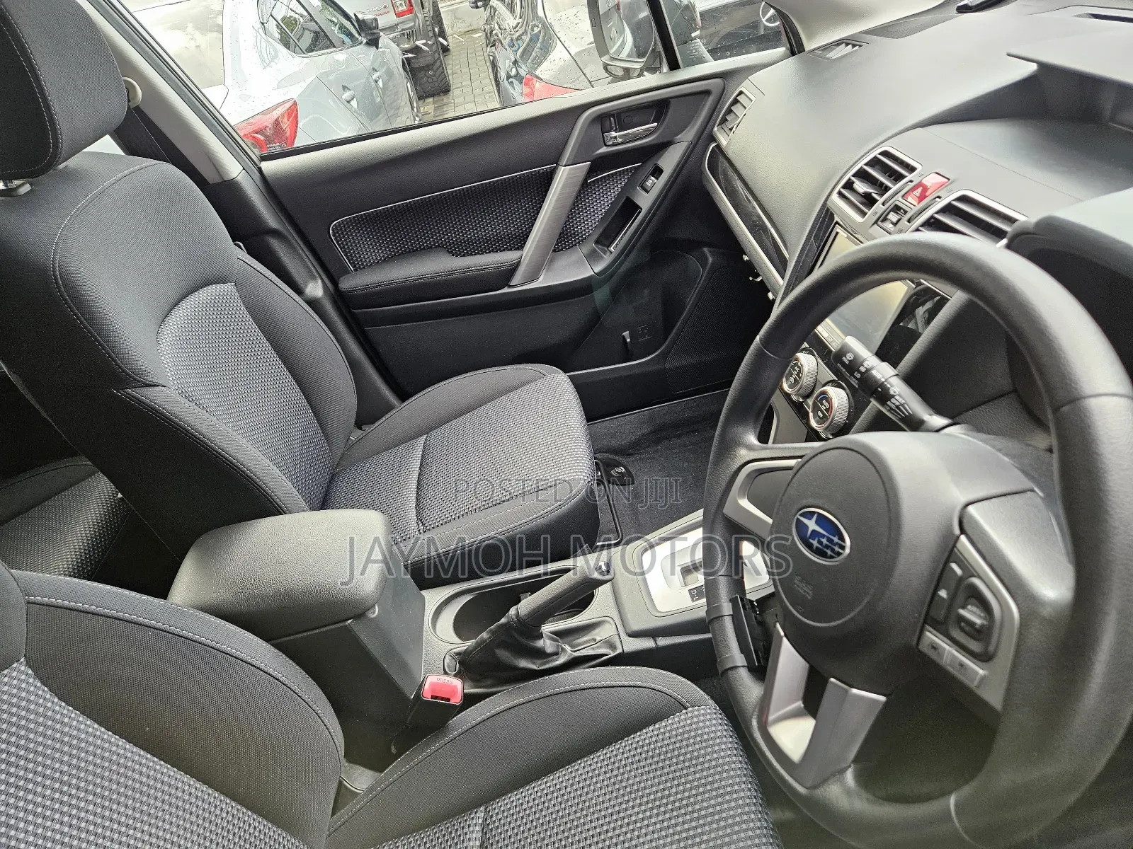 Subaru Forester 2018 Gold