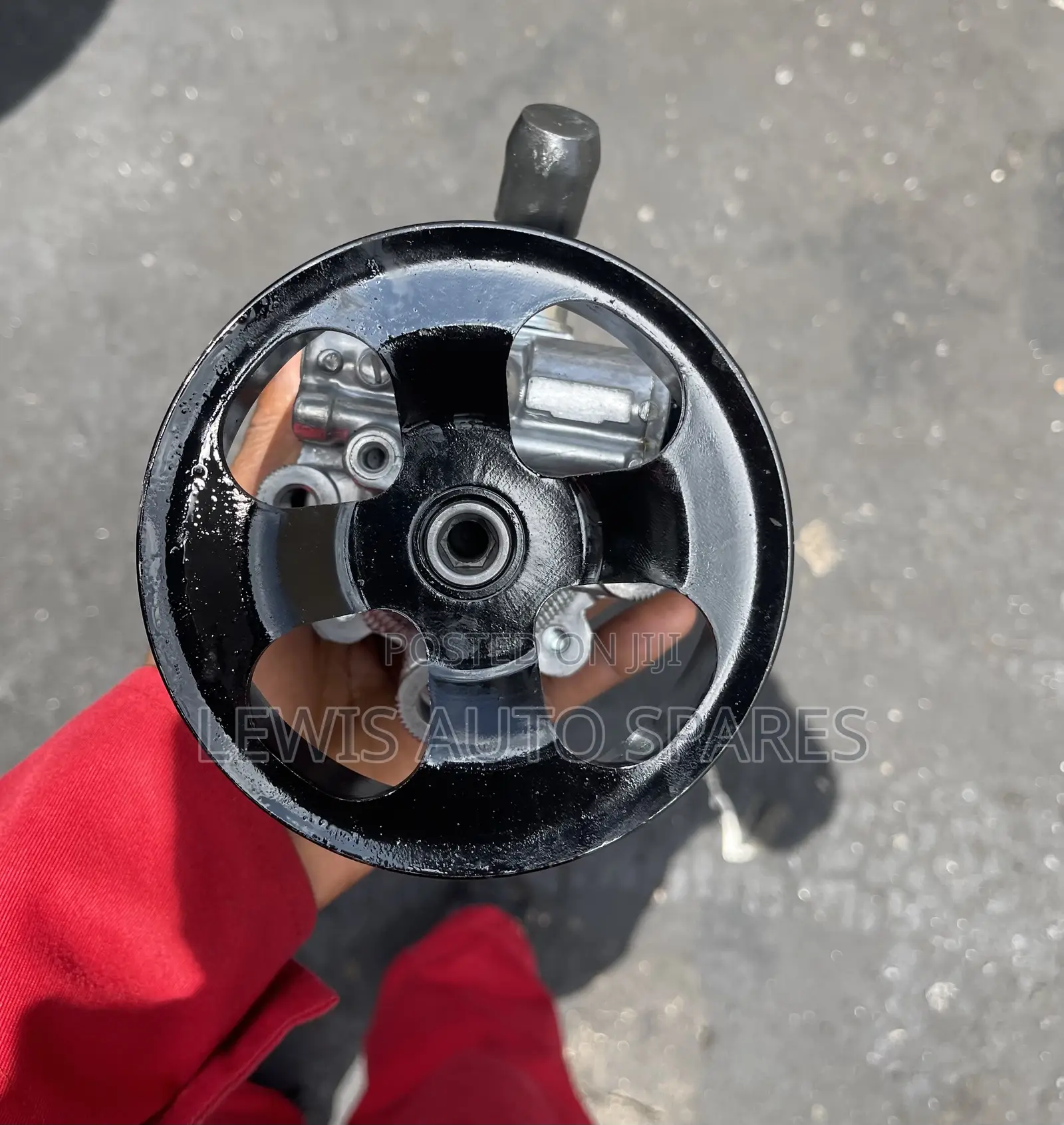V8 Petrol 2uz Power Steering Pump