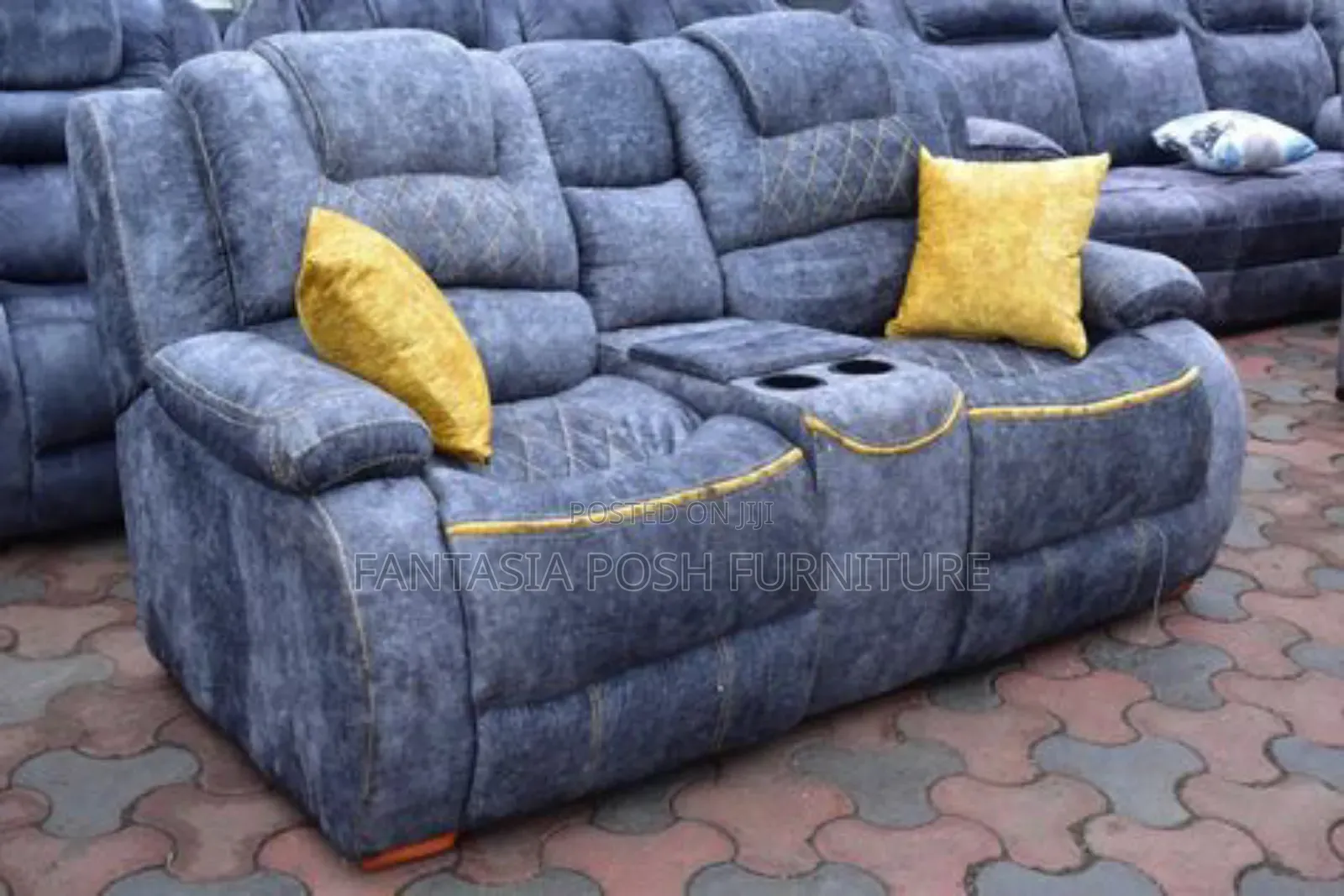5-Seater Recliner Sofa With Cupholders