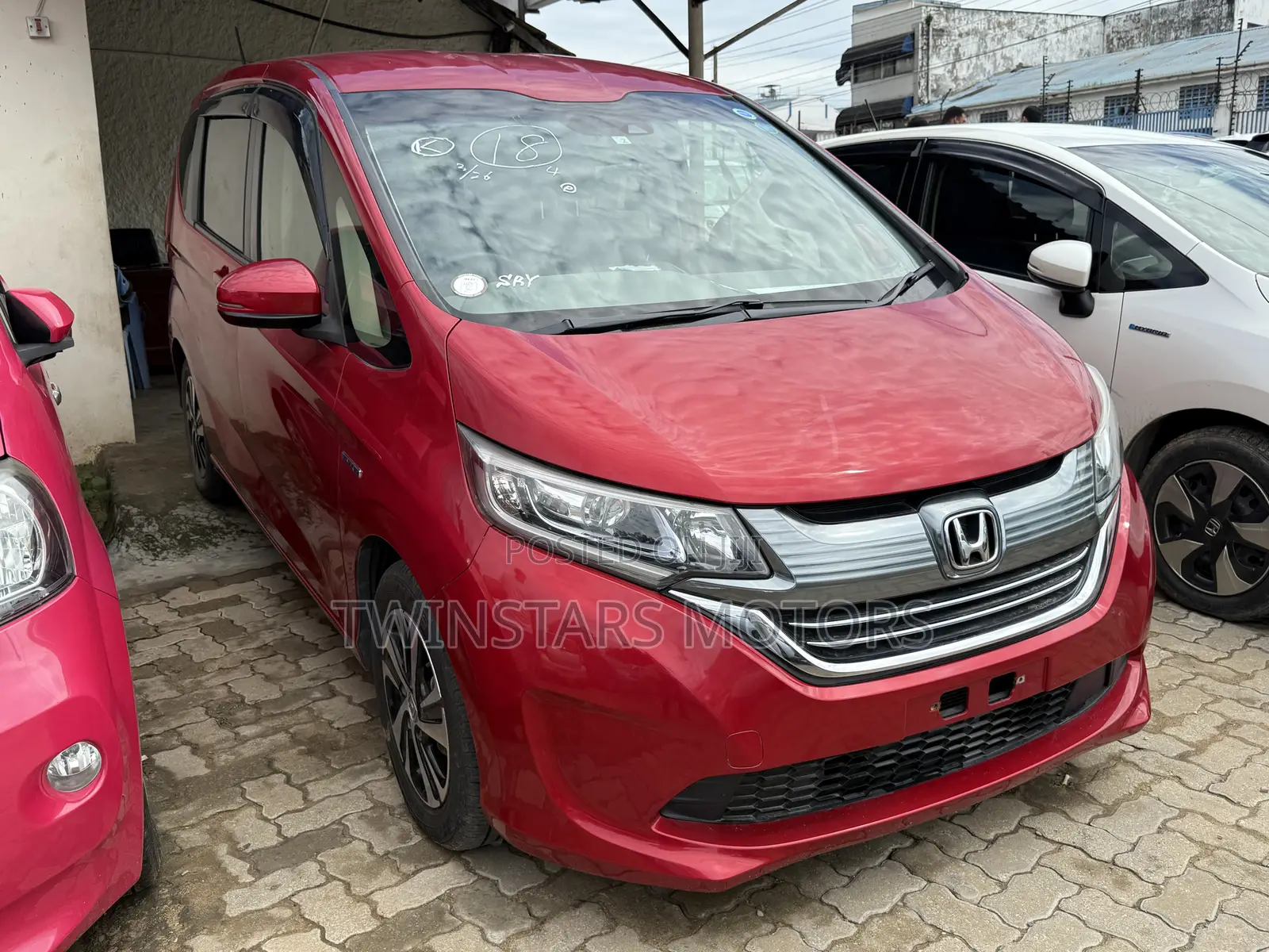 Honda Freed 2018 Red