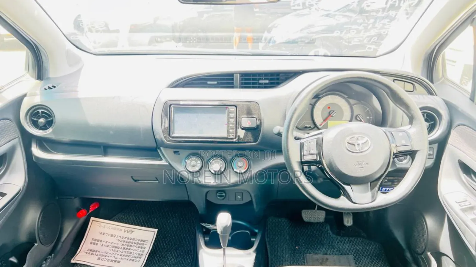 Toyota Vitz 2019 Silver