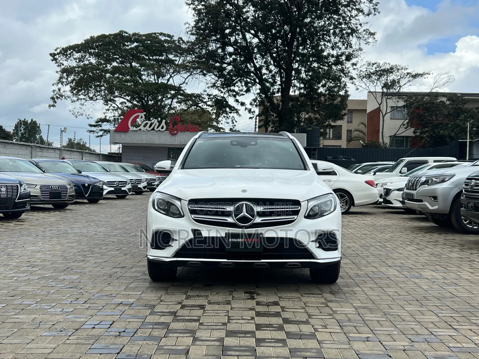 Mercedes-Benz GLC-Class 2017 Off white