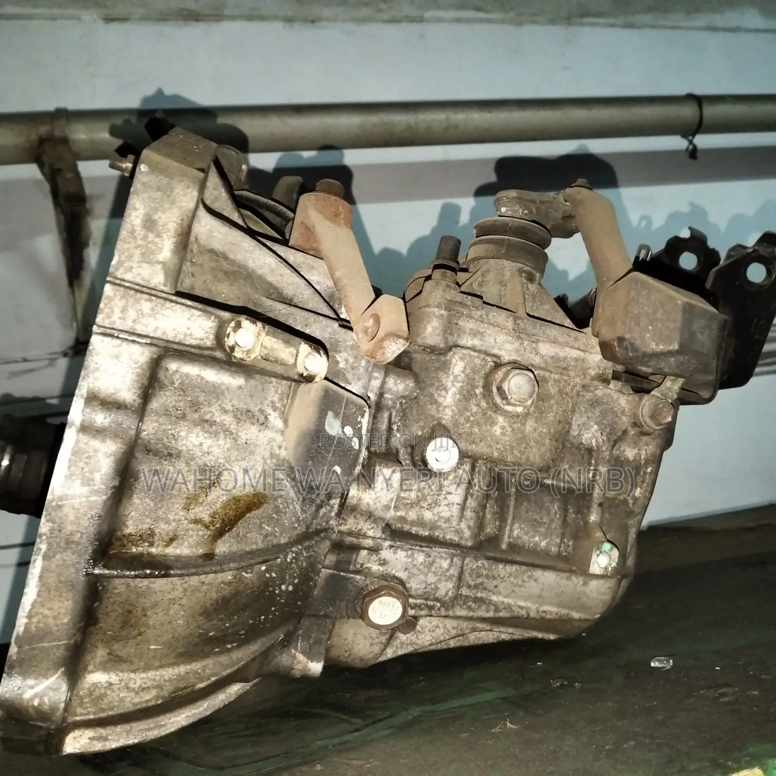 1sz Manual Vitz, Platz