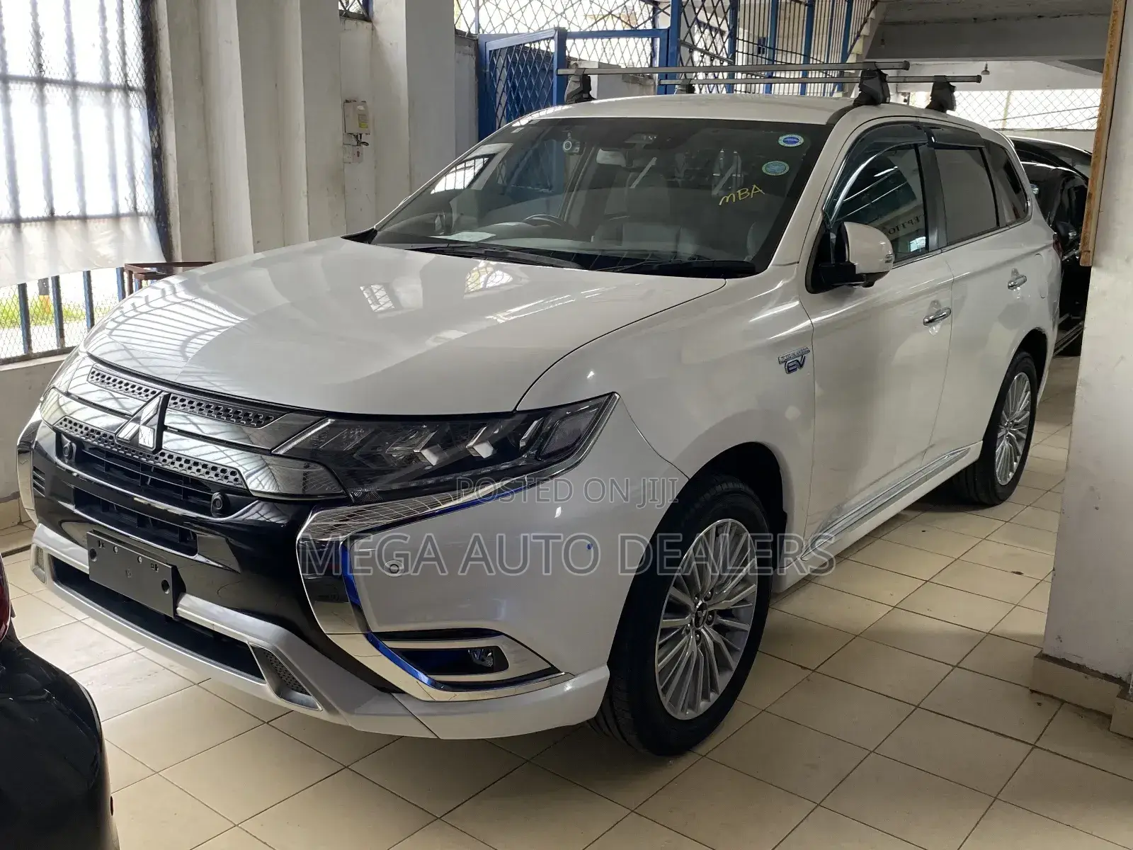 Mitsubishi Outlander 2018 White