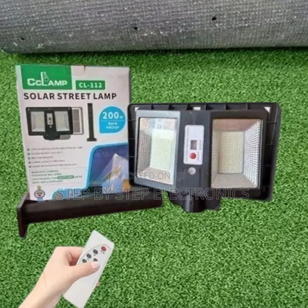 Inexpensive 200watts Motion Sensor Solar Street Lamp