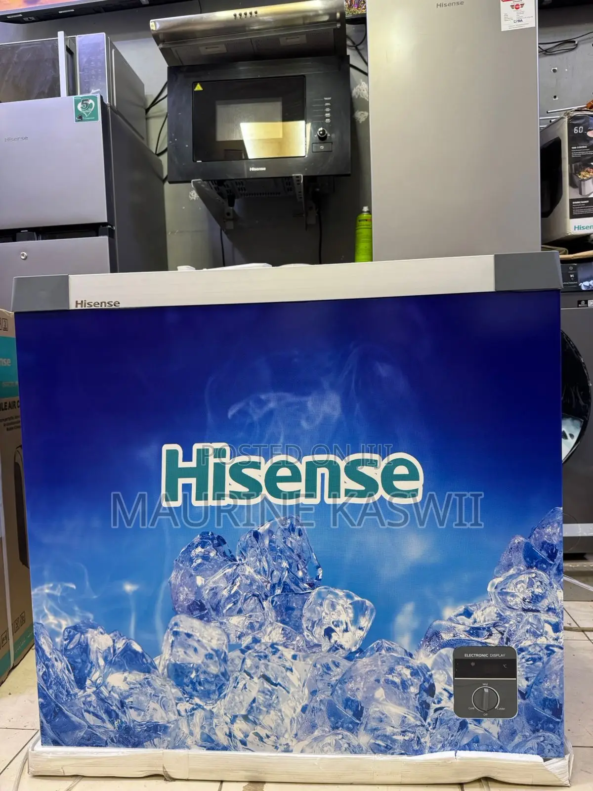 Hisense 201l Display Freezer