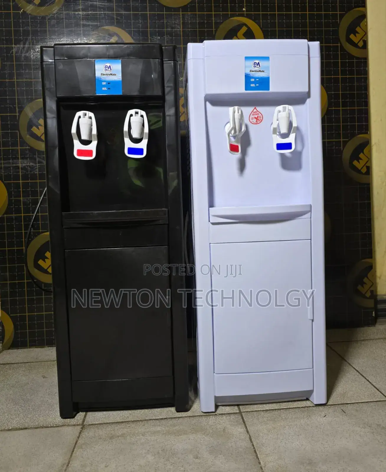 Hot and Cold Water Dispenser