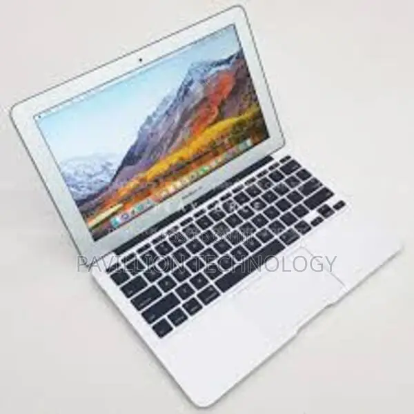 Laptop Apple MacBook Air 4GB Intel Core I5 SSD 128GB