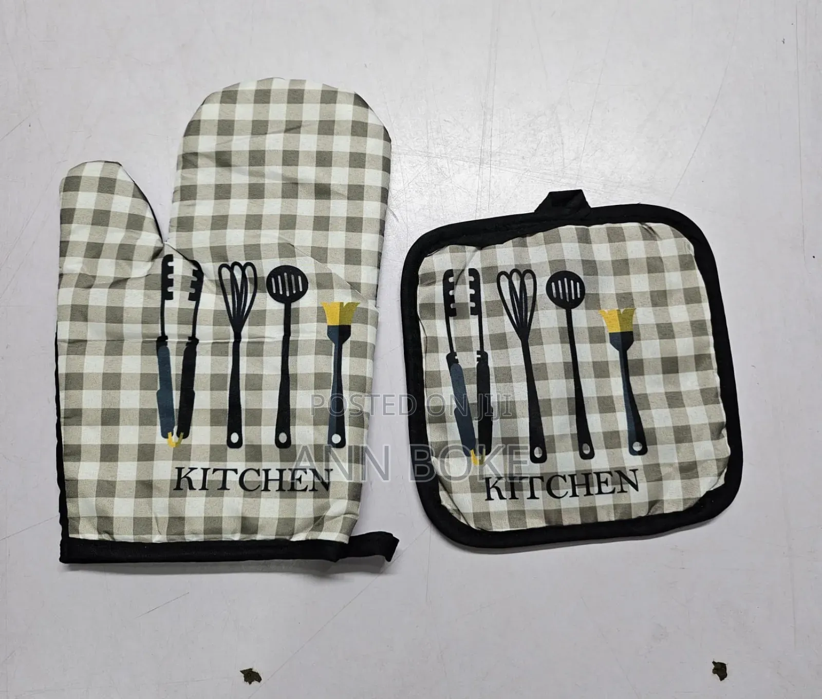 *2in1 Oven Glove Minten Mitt +Mat Now Available in 4 Colours