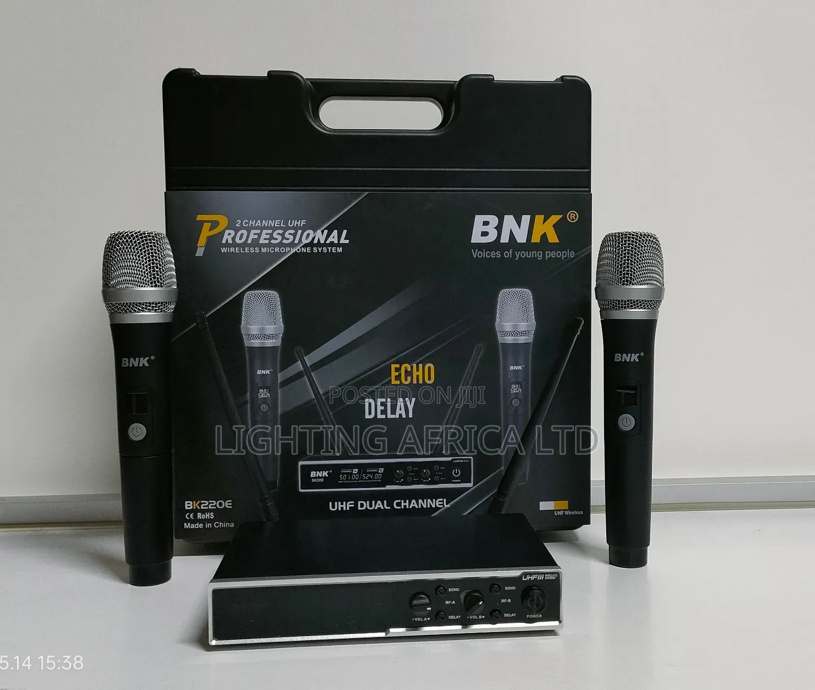 High Performance BNK 150 Meters Frequency Dual Wireless Microphone