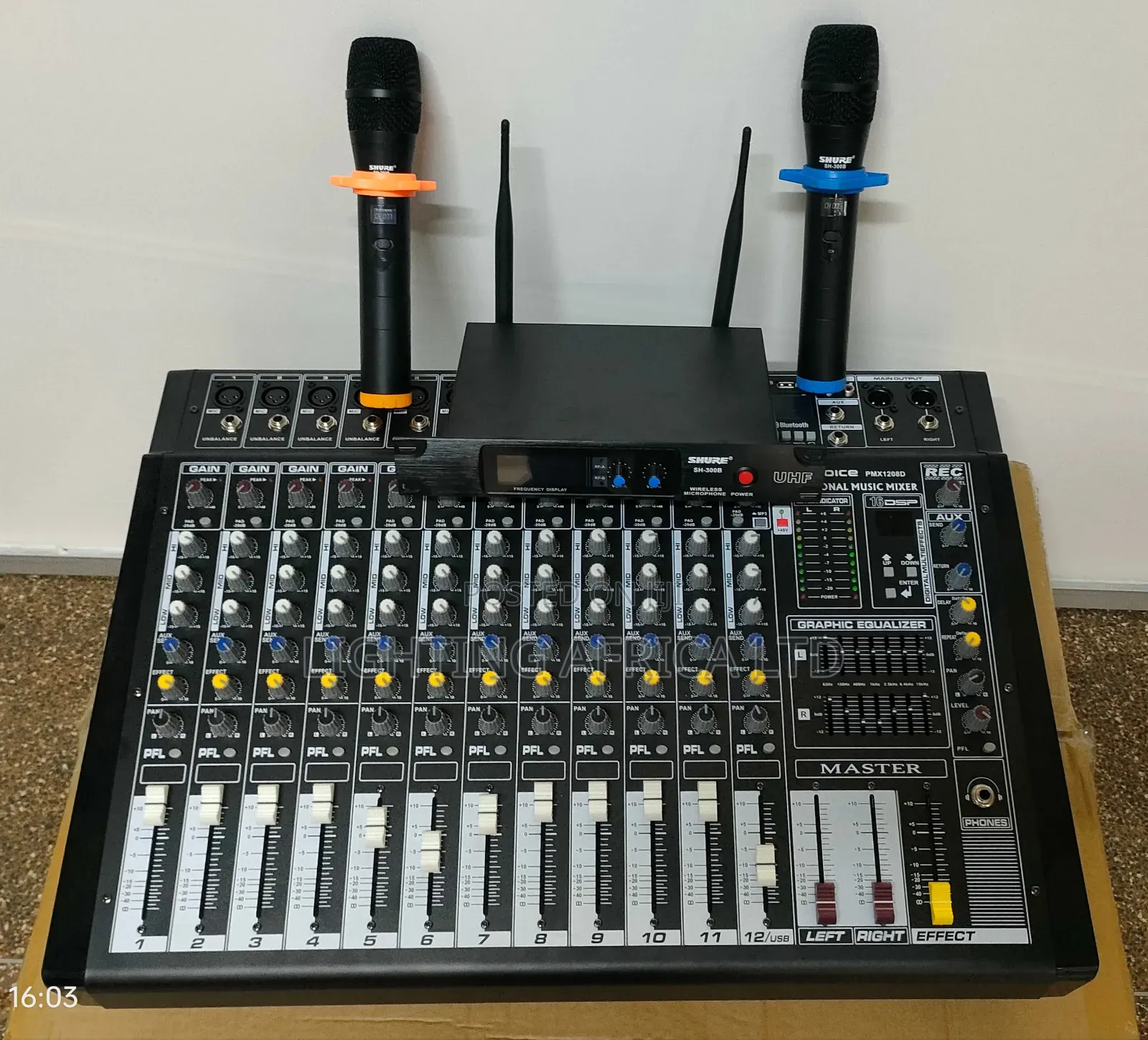 Combo 12 Ch Powered Mixer Shure Uhf Wireless Microphone