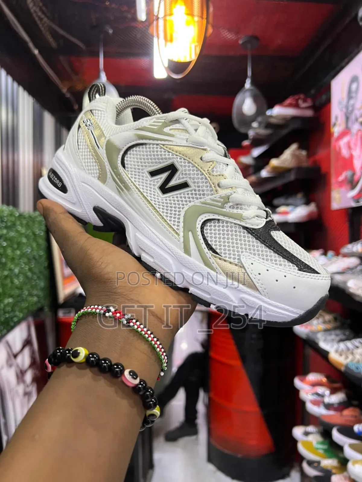 New Balance 530 “White”
Sizes:36-43