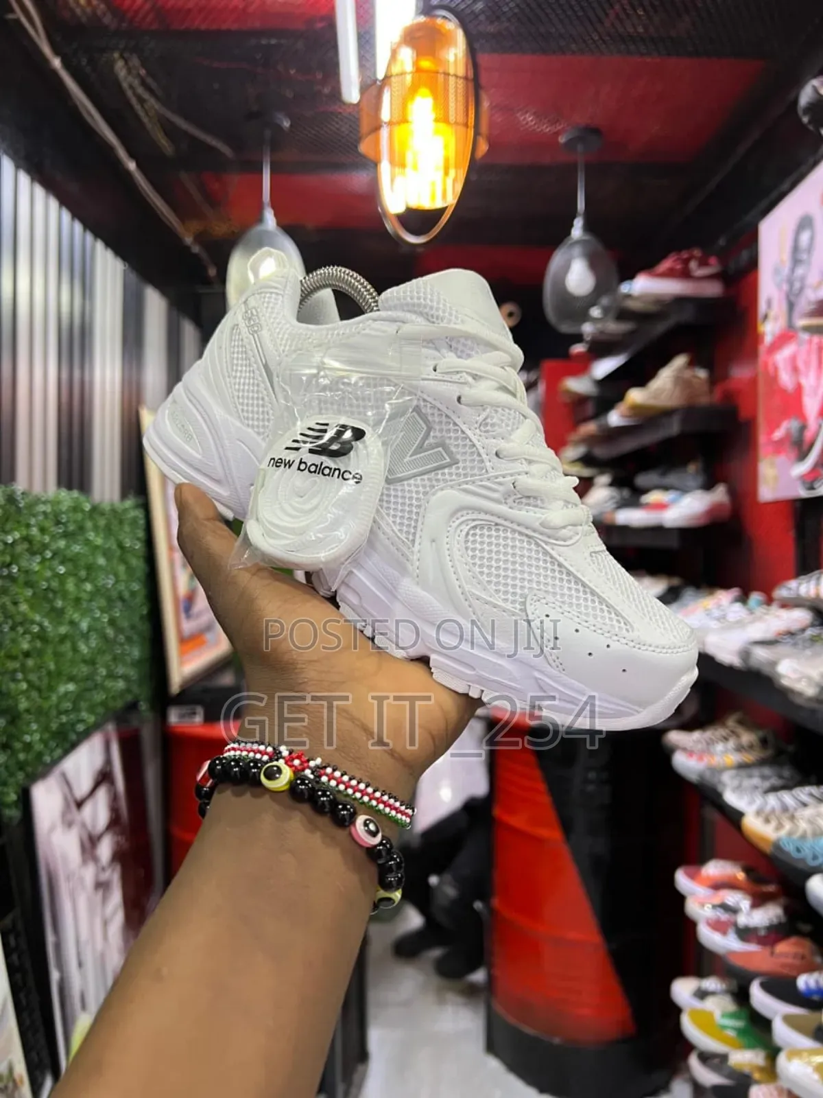 New Balance 530 “White”
Sizes:36-43