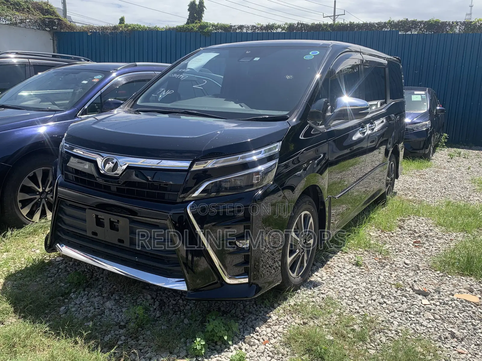 Toyota Voxy 2018 Matt Black