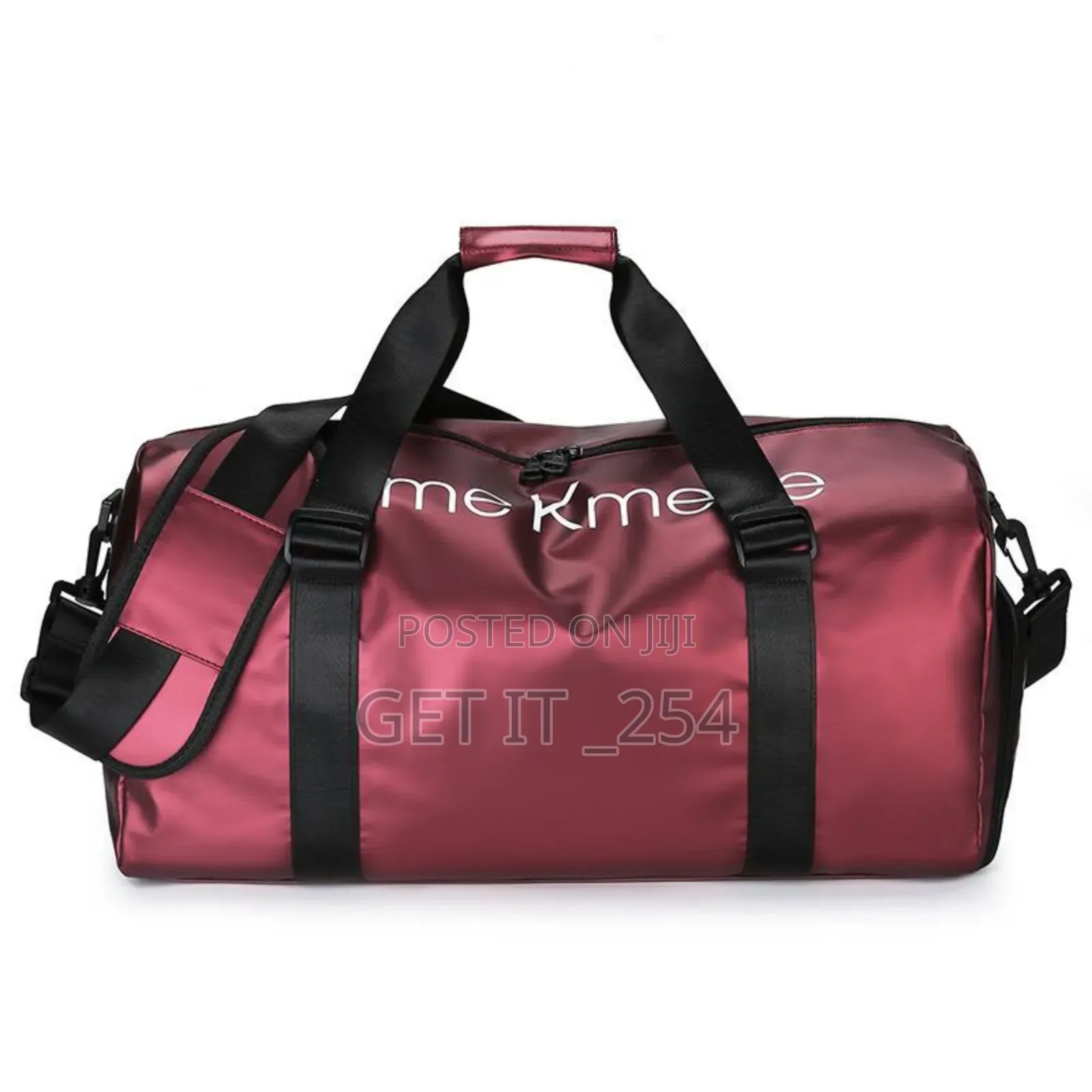 ✅Sporty Travelling Bags Has A Wet And Dry Separation