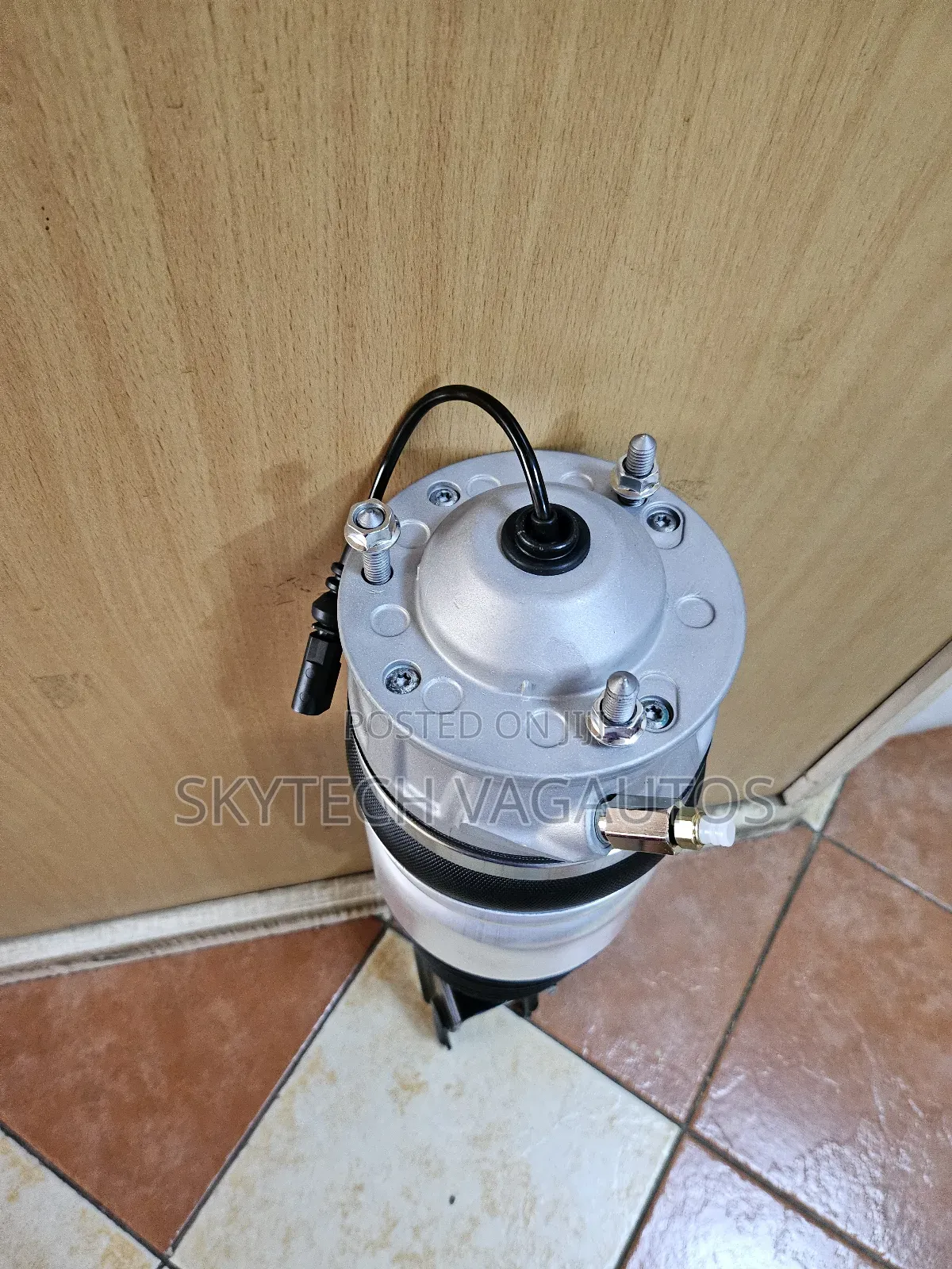 Porsche Touareg Rear Airmatic Shock