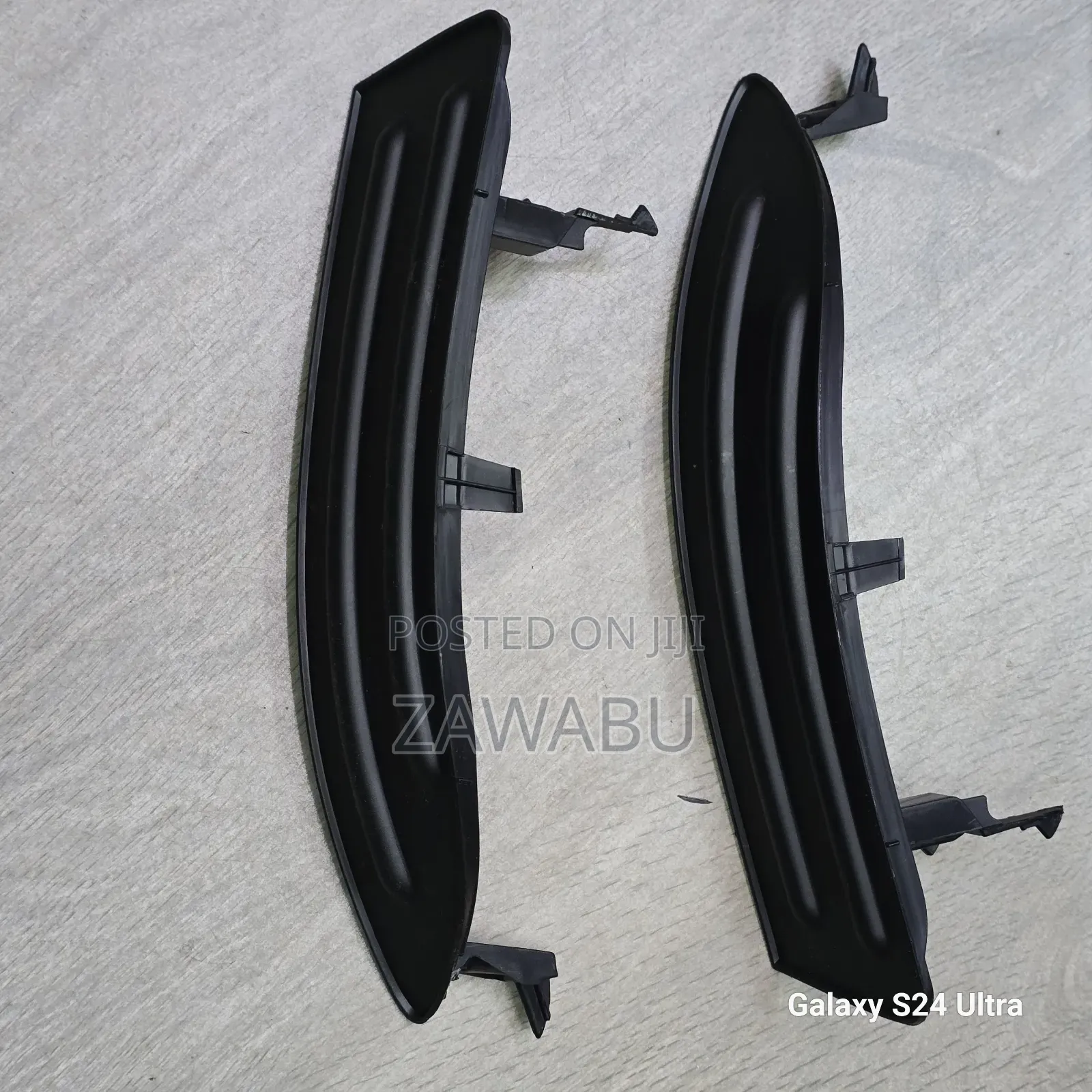 Foglight Cover Nze/Fielder 2000-2004