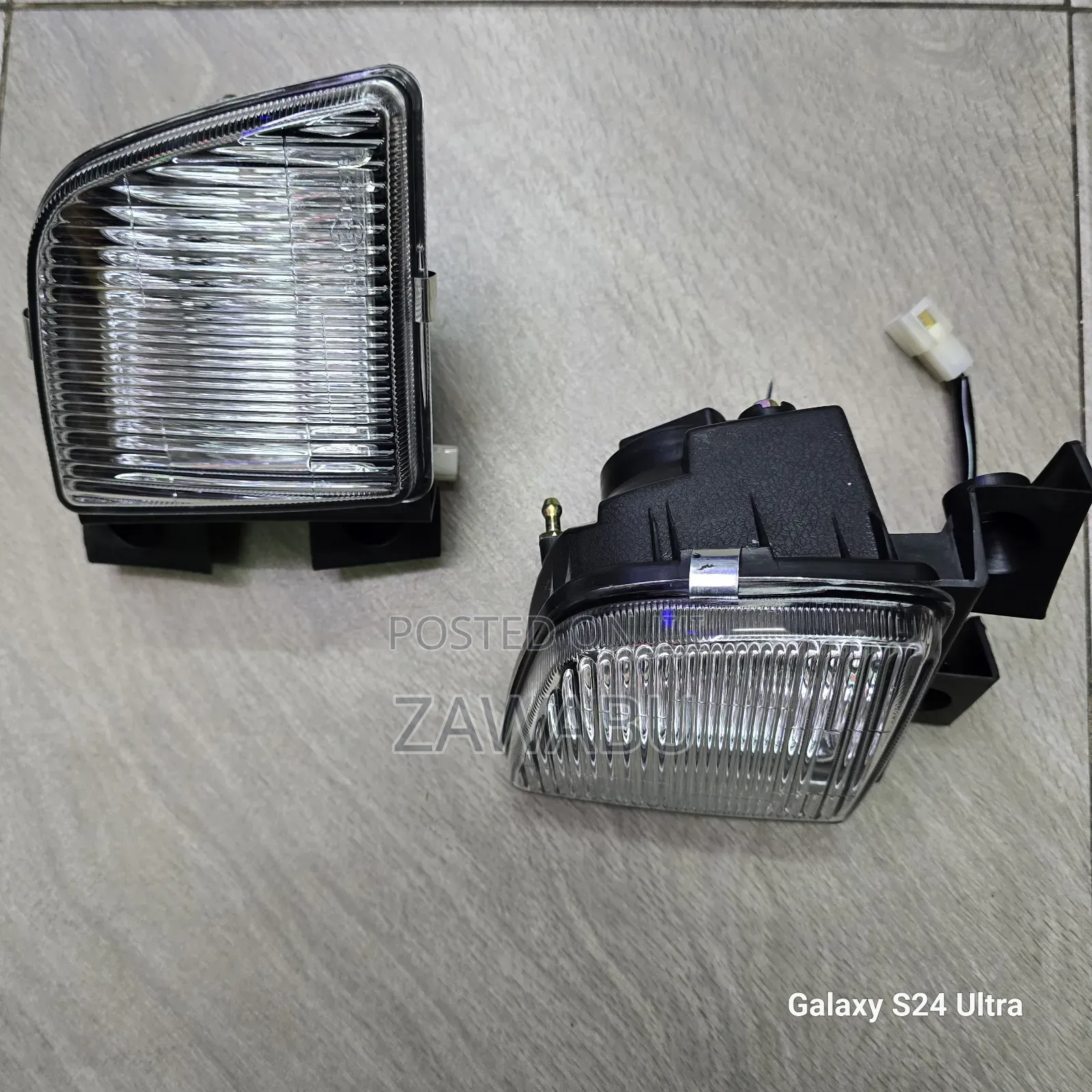 Foglights Hiace 5l/ Shark