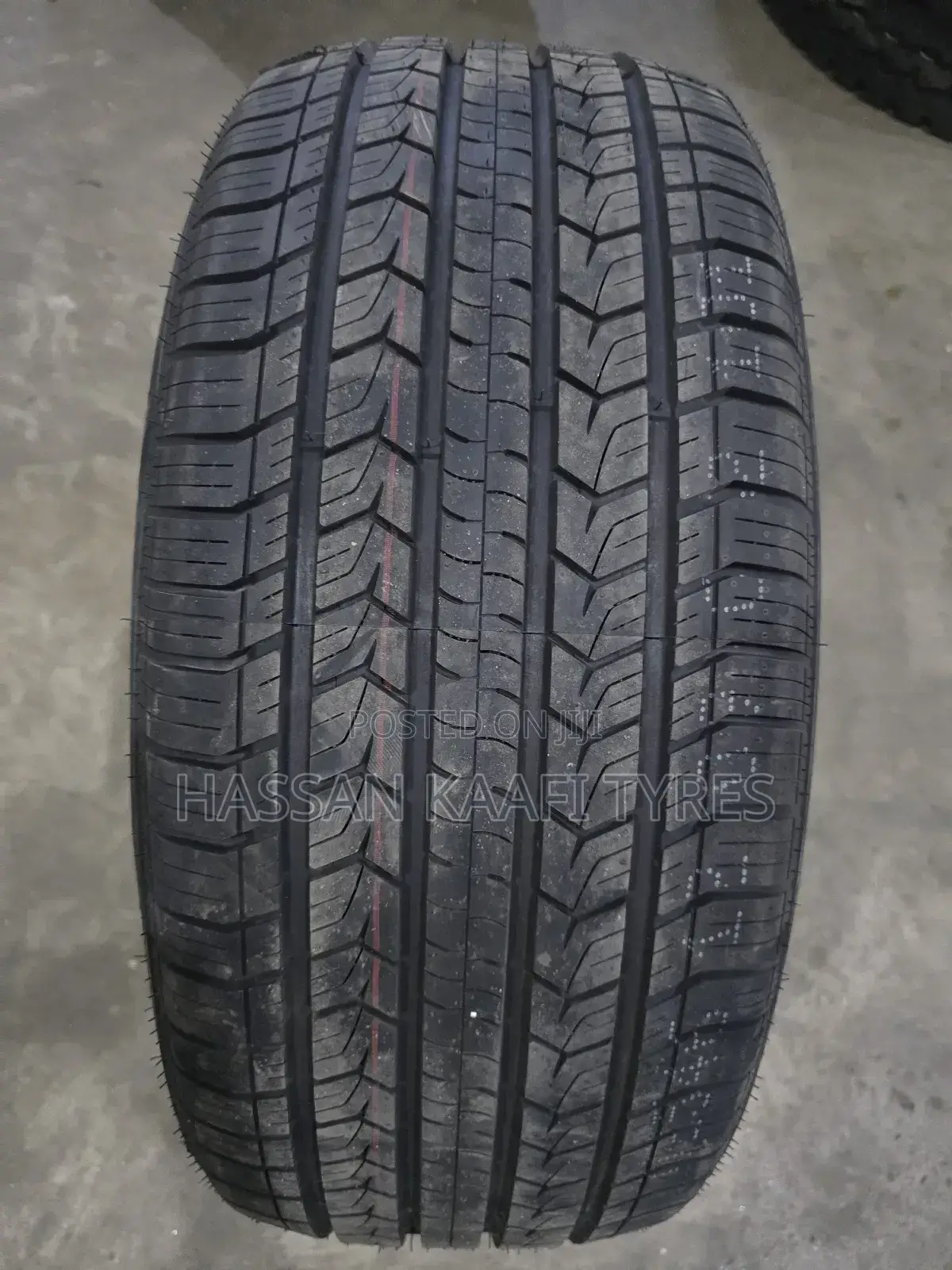 Centra 265/45r21