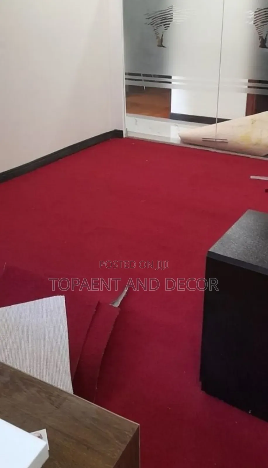 Plush Design Wall to Wall Carpet