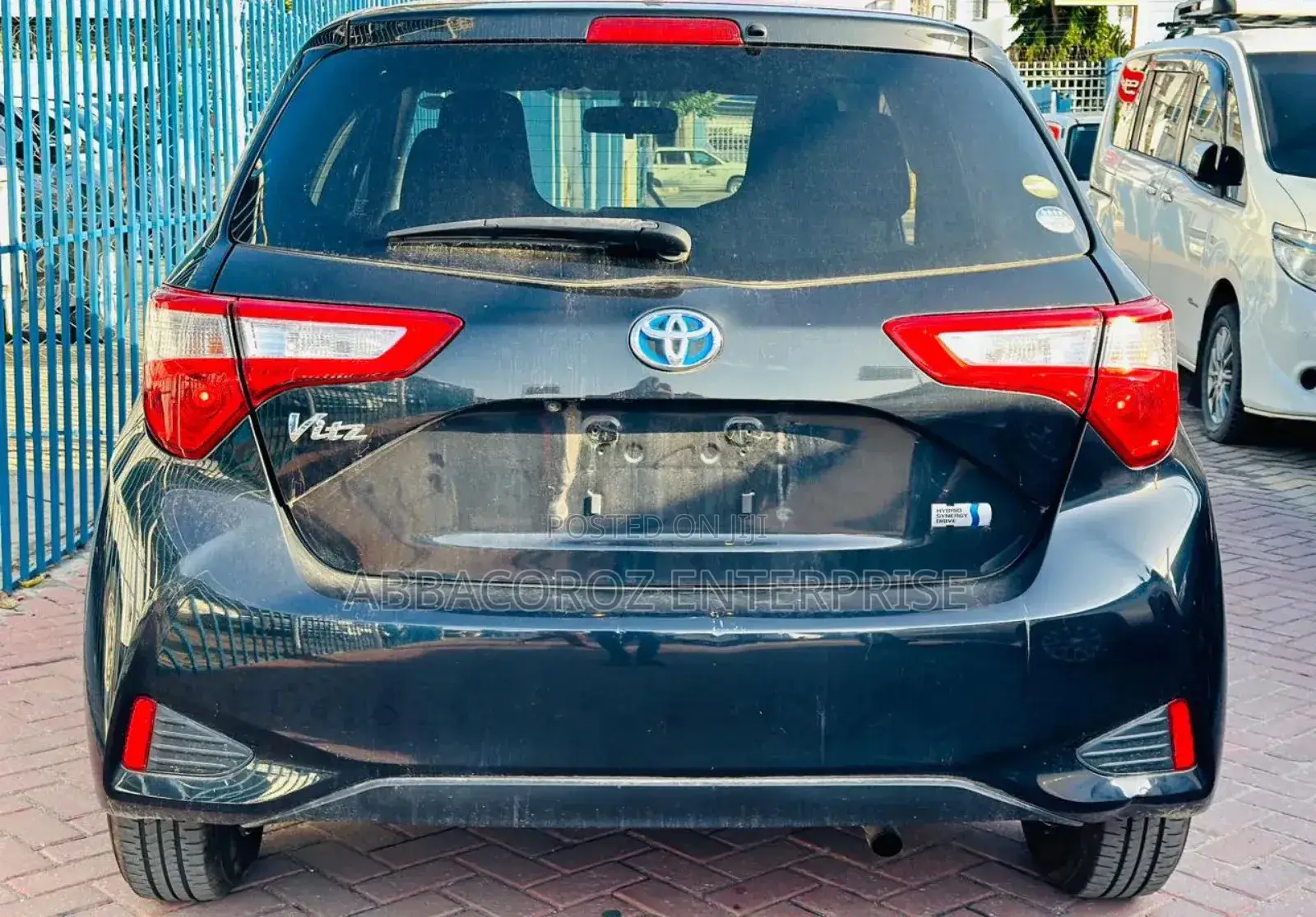 Toyota Vitz 1.5 FWD Hybrid 5dr 2019 Black
