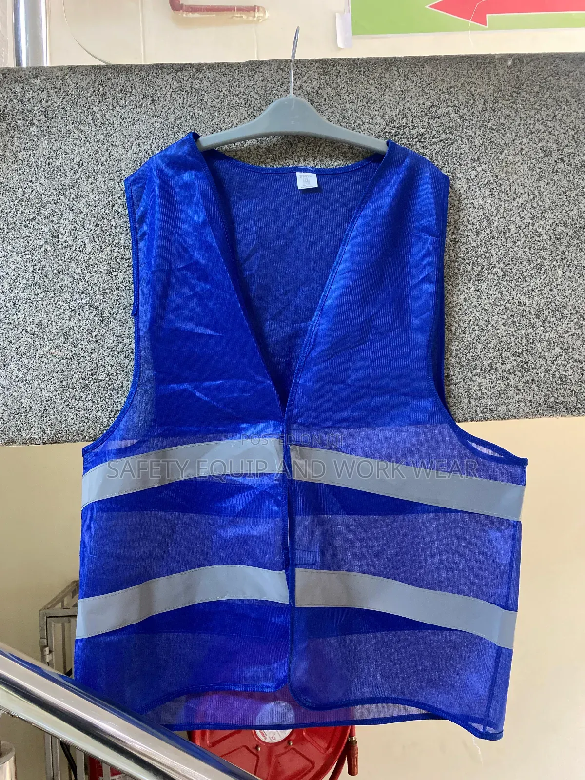 Lightweight Blue Reflectors Breathable