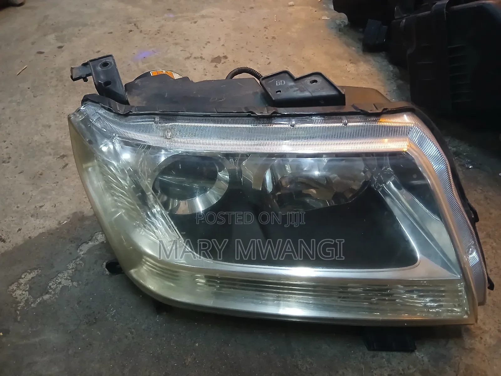 Suzuki Escudo Vitara Xenon Headlight