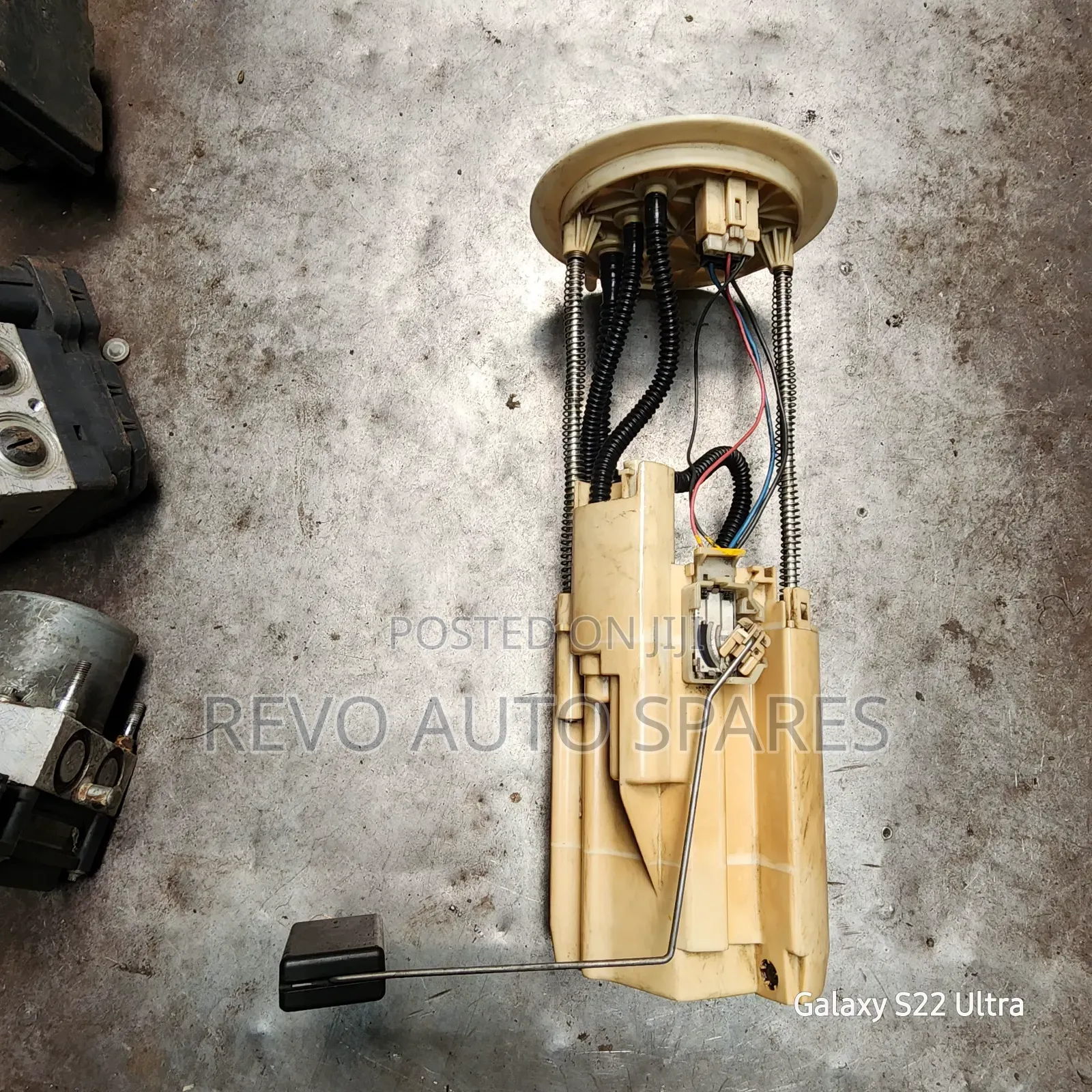 Fuel Pump 100 Series Diseal
