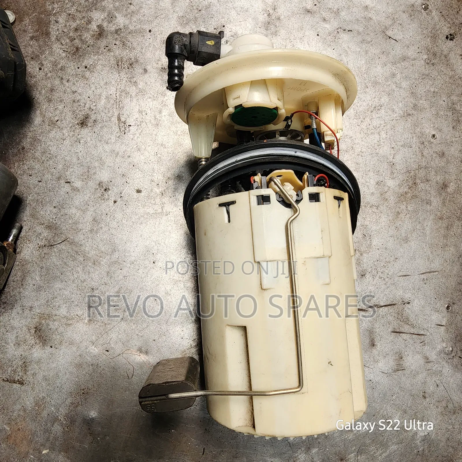 Fuel Pump Avensis