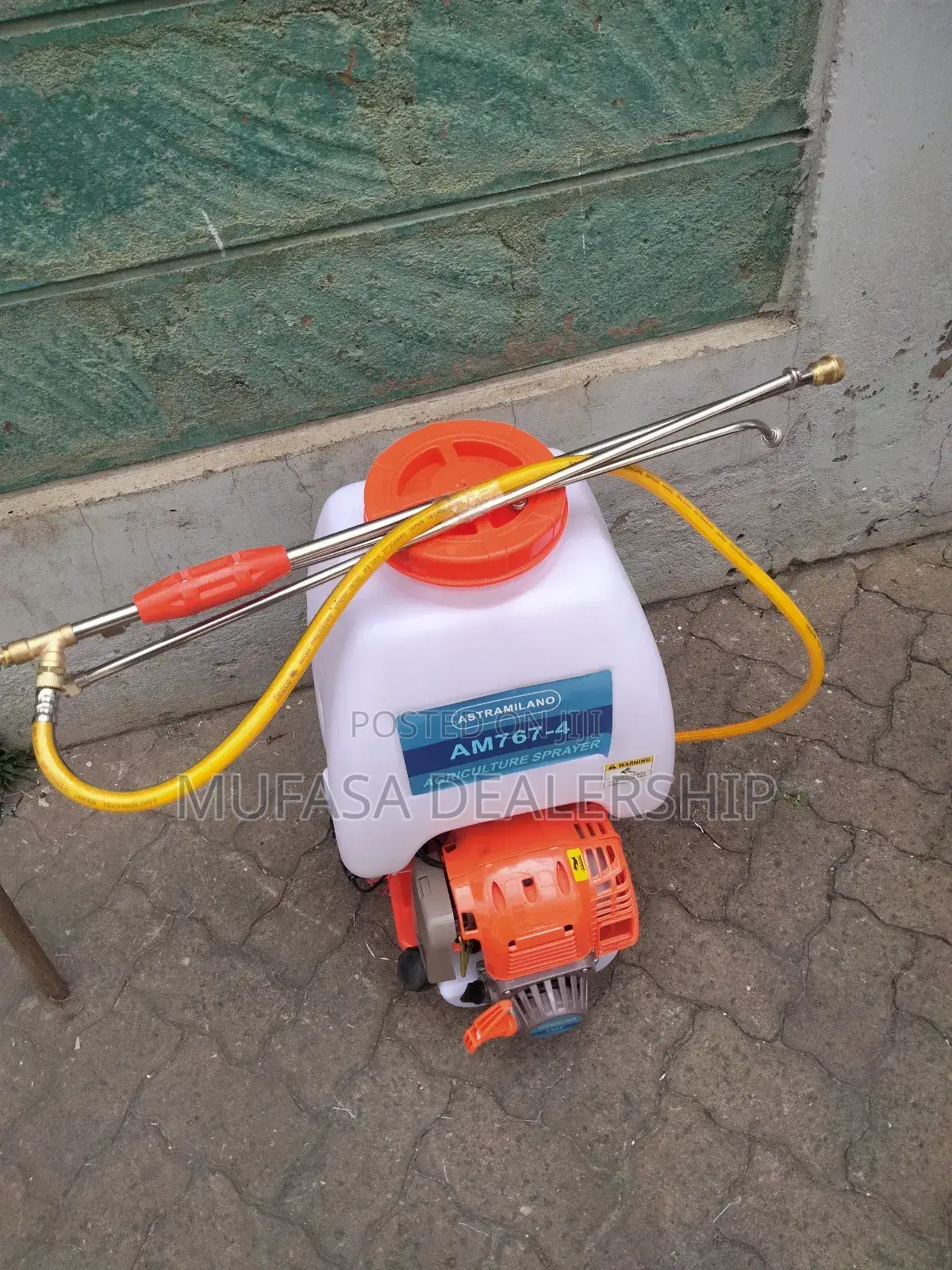 Astromilano Knapsack Sprayer