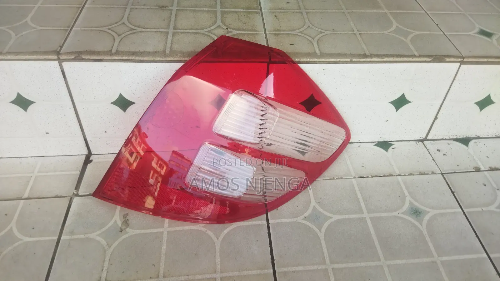 Honda Fit 2012 Tailight Lens